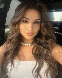 Suman Call Escort callgirlsdubai69 Call Gilrs in Dubai