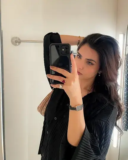 Call Girls In Bur Dubai A sensual and luxurious hotel suite overlooking the Dubai Marina, perfect for a romantic evening with premium escorts and call girls in Dubai.